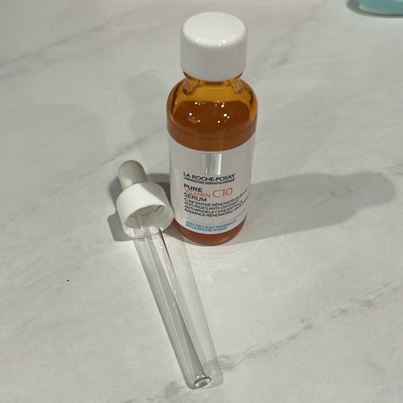 La Roche- Posay - pure 10% Vitamin C serum for face - Picture 4 of 4